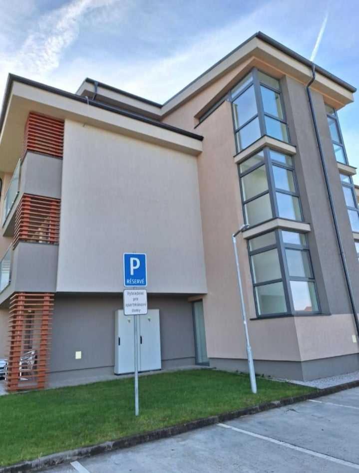Diamond - Luxusny Apartman Marco Podhajska Luaran gambar